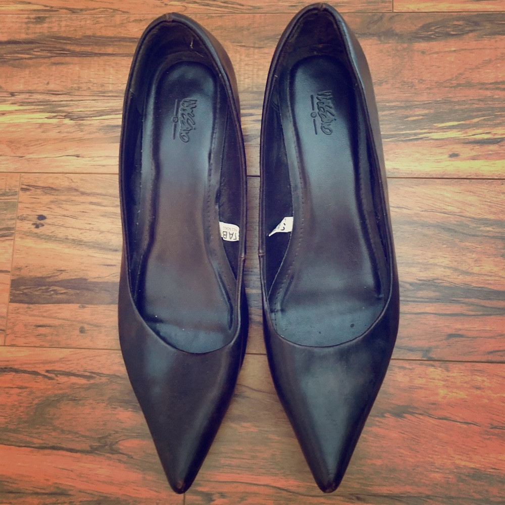 Mossimo Brown Snip Toe Kitten Heel